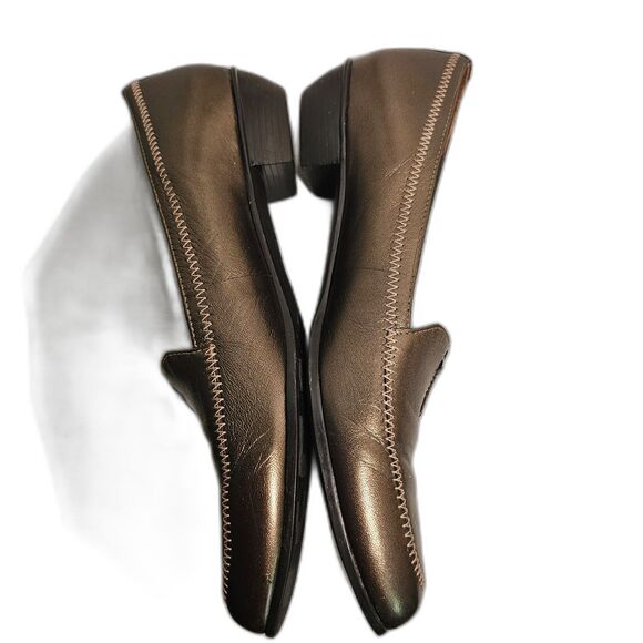 munro American Warm Medium Brown Leather Slip-on Loafers w a 1" Heel sz 8 - Picture 2 of 9